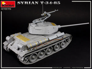 MiniArt 37075 SYRIEN T-34/85 1/35 – image 5