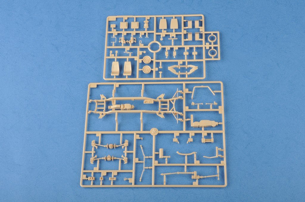 Hobby Boss 82469 Meng Shi Véhicule utilitaire léger militaire de 1,5 tonne (1/35) – immagine 5