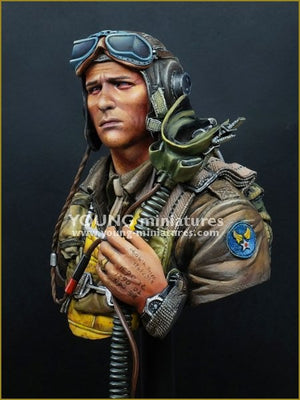 Young Miniatures YM1856 Pilote de chasse USAAF 1944 1/10 – immagine 3