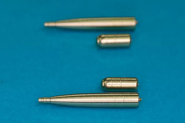 RB Modèle 48AB10 2 canons Hispano de 20 mm 1/48 – imagen 4
