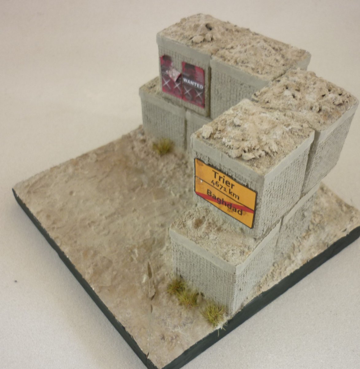 RT-Diorama 35260 Socle de diorama : Bastion Hesco 1/35 – image 4