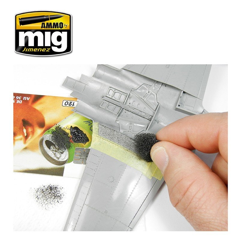 Pâte antidérapante Ammo of Mig 2034 - Couleur noire pour maquettes 1/72 et 1/48  – Bild 9