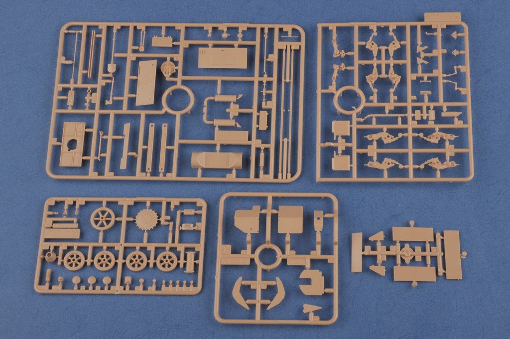 Hobby Boss 80147 Flakpanzer IA allemand avec remorque à munitions 1/35  – immagine 7