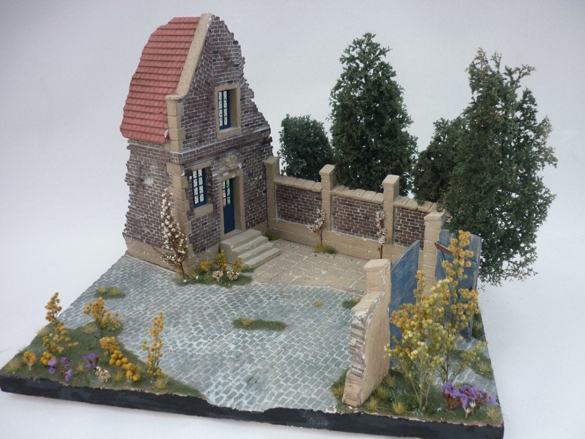 RT-Diorama 35214 Socle de diorama : « Jardin » 1/35  – immagine 3
