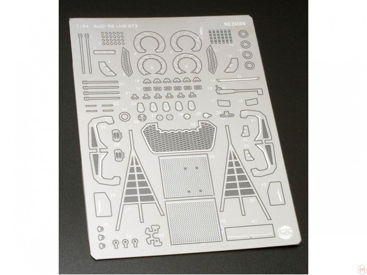 NuNu NE24004 Audi R8 LMS GT3 Pièces de détail 1/24 – immagine 4