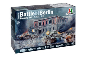 Italeri 6112 BATAILLE DE BERLIN Diorama Set (1/72)