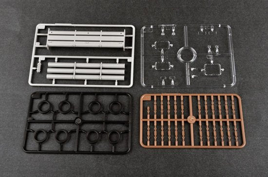 Trumpeter 01046 Mittlere Artillerie Raketen System MARS 1/35 – image 7