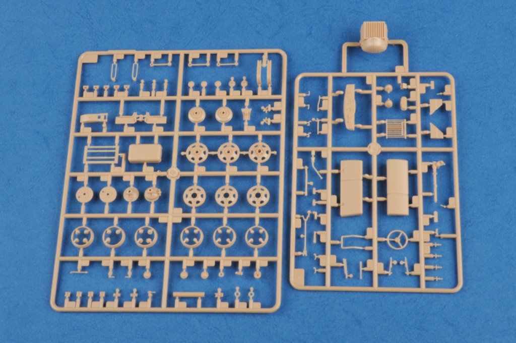Hobby Boss 83845 ZIS-151 russe (1/35) – immagine 6