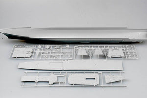 Trumpeter 04521 Croiseur russe Amiral Lazarev Ex-Frunze (1/350) – immagine 4