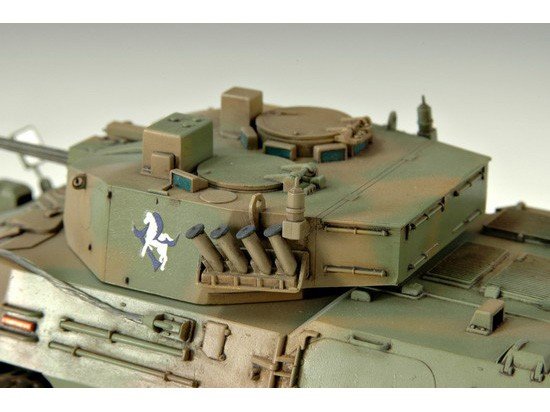 Trumpeter 00327 Véhicule de reconnaissance JGSDF Type 87 (1/35) – image 10