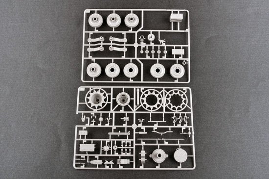 Trumpeter 00926 US M1A1 AIM MBT 1/16 – image 16