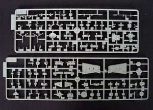 Trumpeter 05710 URSS Navy P. Velikiy Battle Cruiser 1/700 – image 8