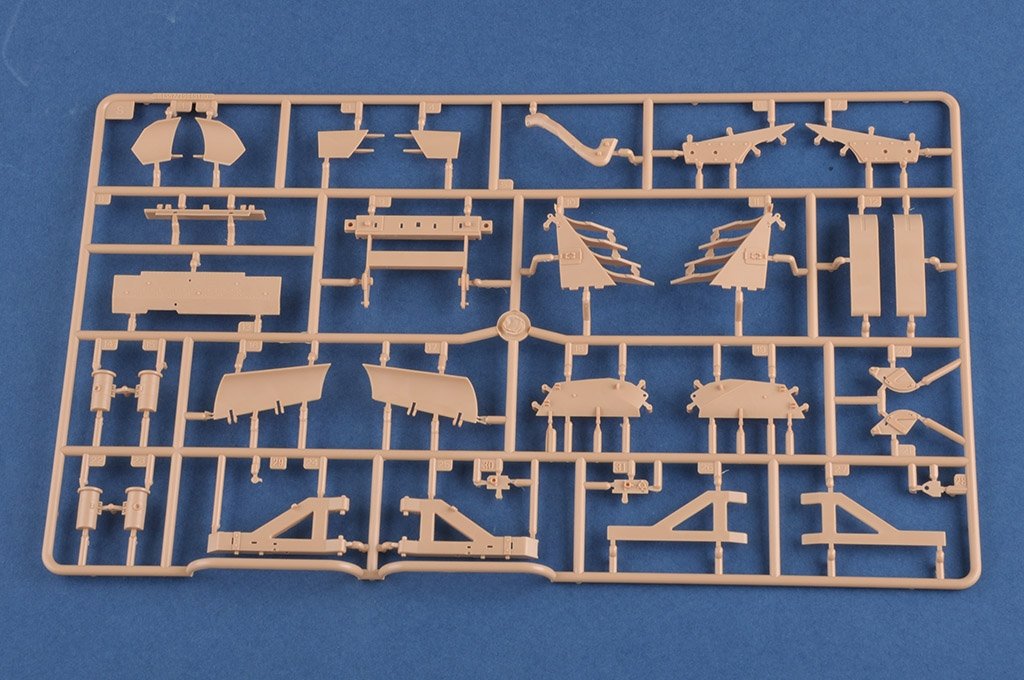 Hobby Boss 84557 Leopard C2 MEXAS avec chasse-mines à chenilles TWMP, échelle 1/35  – immagine 14