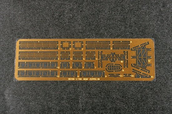 Trumpeter 06710 Porte-avions de la marine allemande DKM Peter Strasser 1/700 – image 4