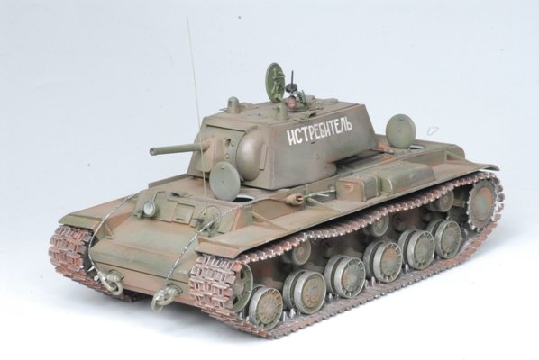 Zvezda 3539 KV-1 Char lourd soviétique 1/35 – image 4