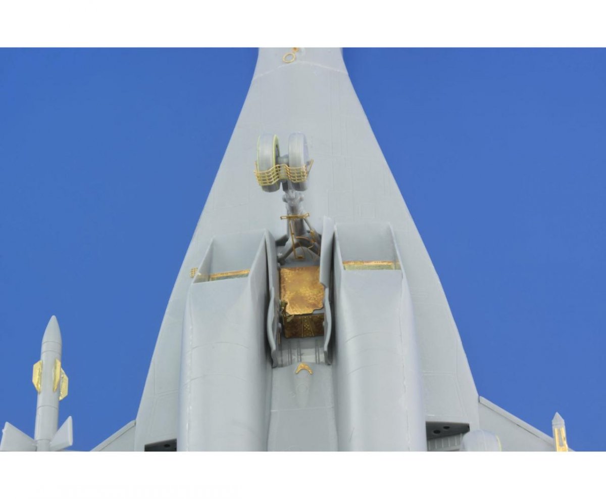 Eduard 73555 MiG-29 Izdeliye 9-13 ZVEZDA 1/72 – image 8