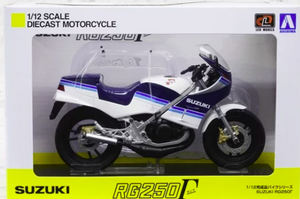 Aoshima 10676 Suzuki RG250 Gamma - Blue/White 1/12 – zdjęcie 2