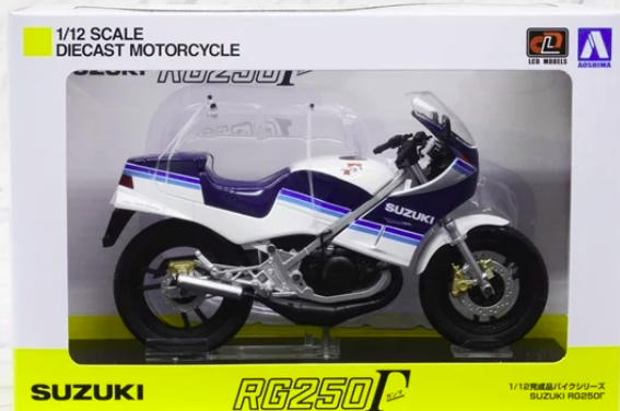Aoshima 10676 Suzuki RG250 Gamma - Blue/White 1/12 – zdjęcie 2