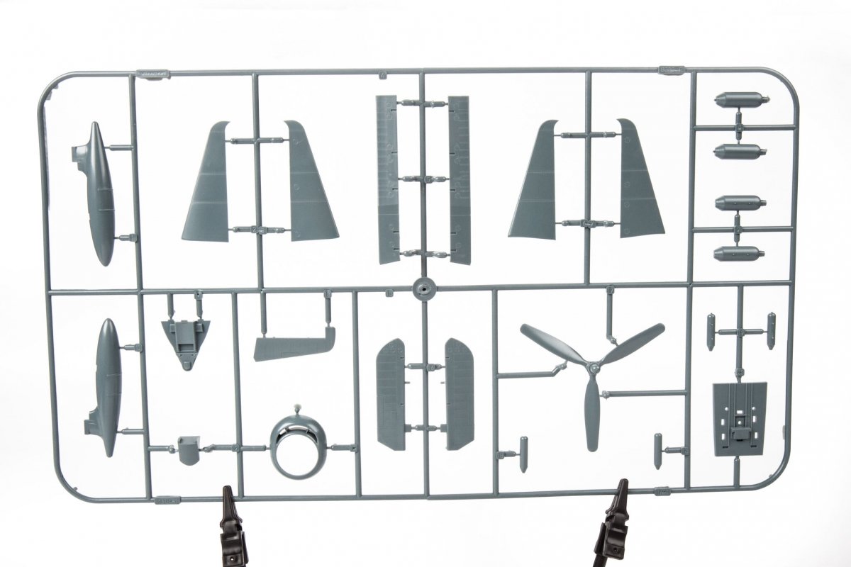 Eduard 8229 F6F-5 Hellcat édition ProfiPACK tardive 1/48 – image 10