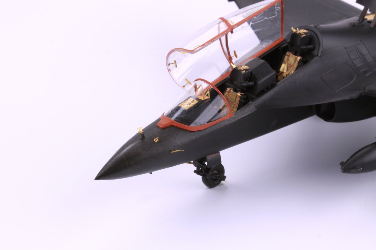 Eduard 73618 Yak-130 ZVEZDA 1/72 – zdjęcie 5