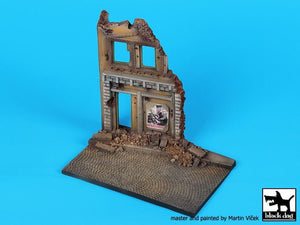 Socle de ruines de maison Black Dog D48001 au 1/48 – immagine 3