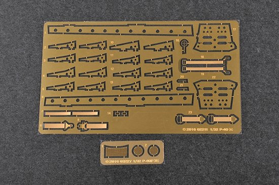 Trumpeter 03227 P-40F War Hawk 1/32 – immagine 9