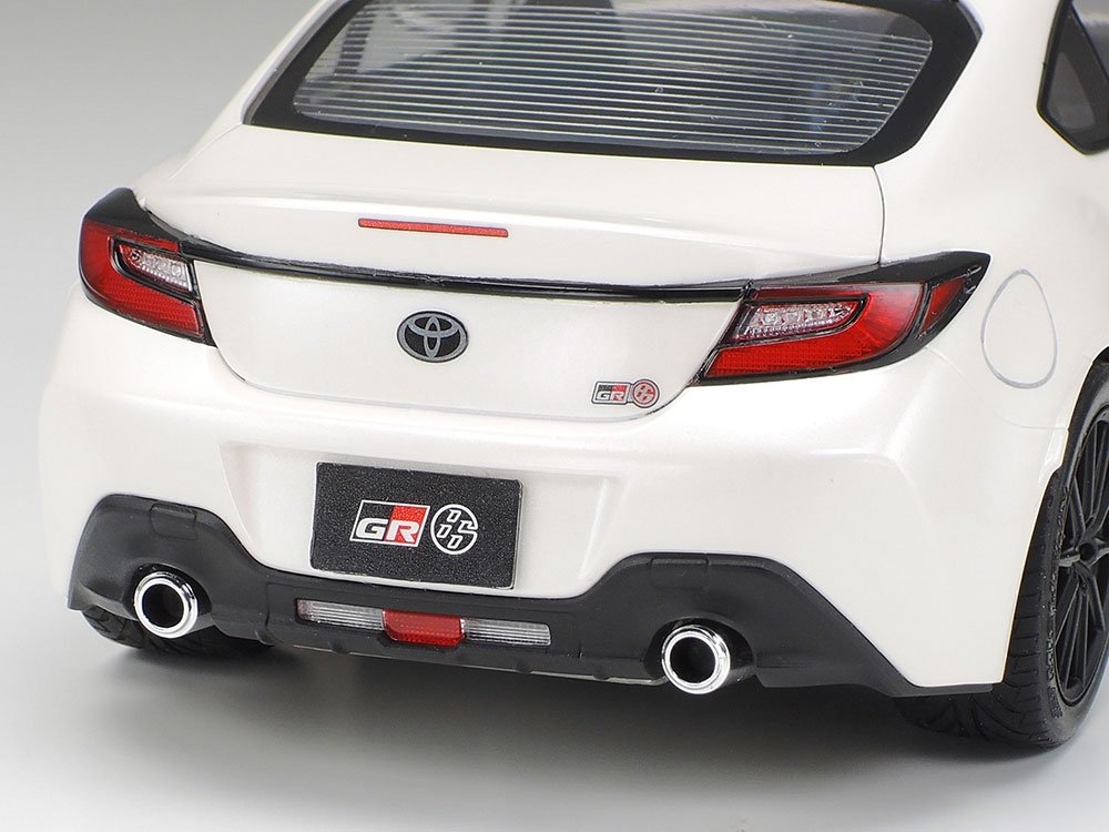 Tamiya 24361 Toyota GR86 1/24 – image 6