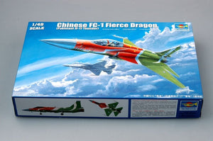Trumpeter 02815 FC-1 Fierce Dragon (JF-17 Thunder pakistanais) de l&amp;#39;Armée de l&amp;#39;air chinoise (PLAAF) au 1/48 – image 2