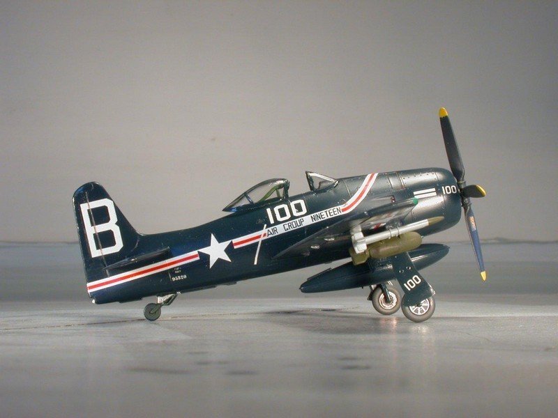 Revell 04680 F8F-1 Bearcat (1/72)  – image 7