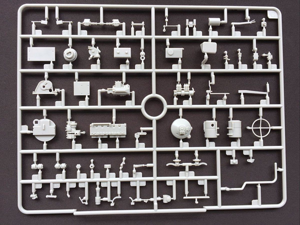 Thunder Model 35200 Scammel Pioneer TRMU30/TRCU30 Transporteur de chars (1/35) – Bild 3