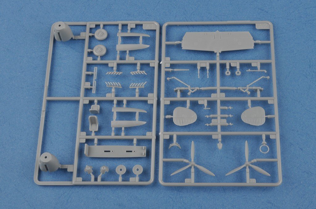Hobby Boss 80292 Messerschmitt Bf110 Fighter 1/72 – image 6