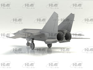 ICM 72178 MiG-25PU Avion d&amp;#39;entraînement soviétique 1/72 – image 5