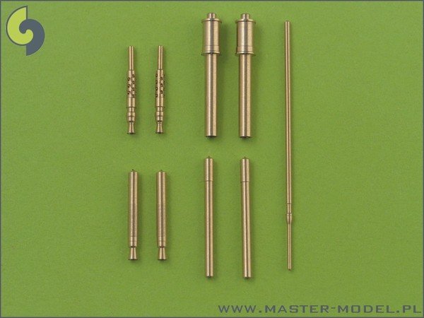 Ensemble d'armement Master AM-48-017 Fw 190 A2 - A5 (embouts de canon MG 17, canons MG FF, canons MG 151 dans des carénages) et tube Pitot (1/48)