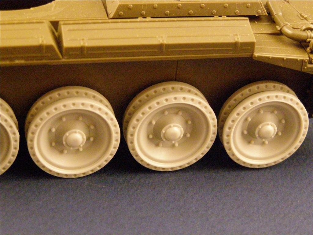Roues de route Panzer Art RE35-010 pour char de croisière Crusader 1/35 – image 3
