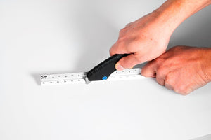 Règle triangulaire métallique multi-échelle AK Interactive AK9049 – immagine 3