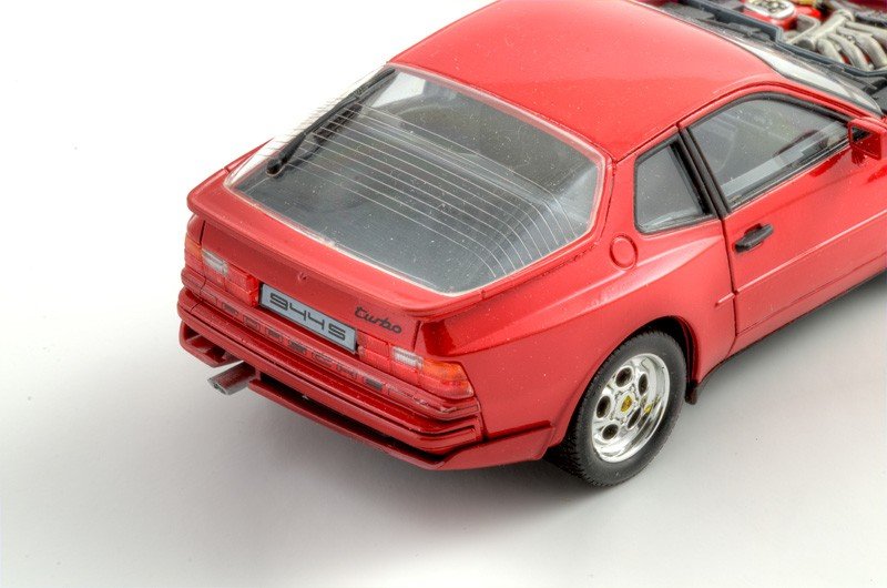 Italeri 3659 Porsche 944S (1/24) – Bild 4