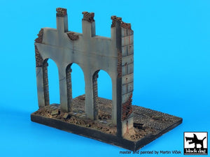 Ruines de maison Black Dog D48002 (Europe) socle 1/48 – image 2