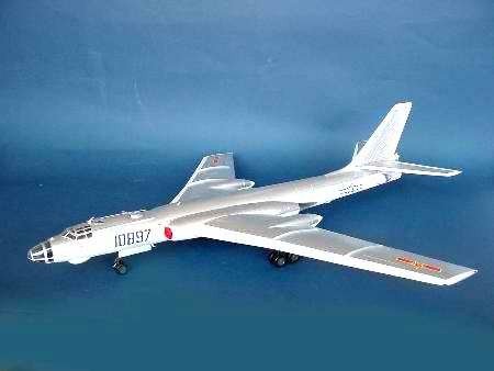 Trumpeter 01612 Tu-16K-26 G/Chinois H-6 (1/72) – Bild 3