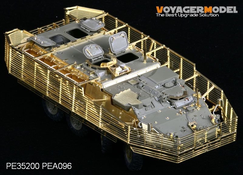 Maquette Voyager PE35200 Stryker M1126 avec blindage à lames (pour AFV35126) : comprend le blindage à lames, le blindage spatial et le cache de suspension (échelle 1/35). – Bild 5
