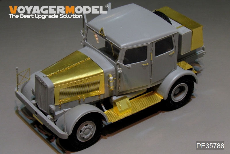 Maquette Voyager PE35788 Voiture militaire Hanomag SS100 de la Seconde Guerre mondiale pour TAKOM 2068 et 2110, échelle 1/35 – image 2