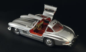 Italeri 3612 Mercedes-Benz 300SL Gullwing 1/16 – image 11