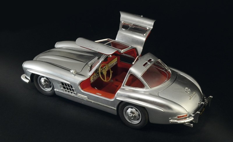 Italeri 3612 Mercedes-Benz 300SL Gullwing 1/16 – image 11