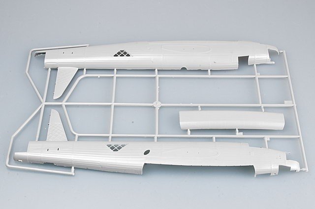 Trumpeter 02823 WELLINGTON Mk.III (1/48)  – image 7