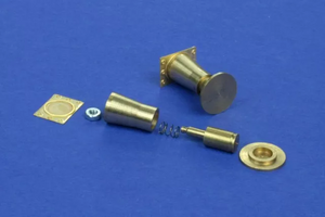 Le kit de tampon plat de chemin de fer RB Model 35A09 en laiton tourné et photogravé contient deux tampons à l&amp;#39;échelle 1/35. – image 2