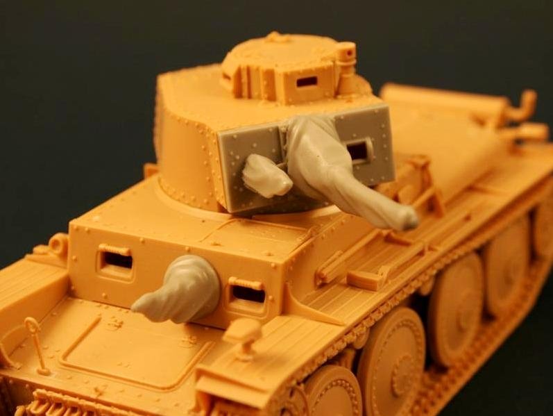 Panzer Art RE35-122 Canons A7 avec housse en toile pour Panzer 38(t) 1/35 – image 3