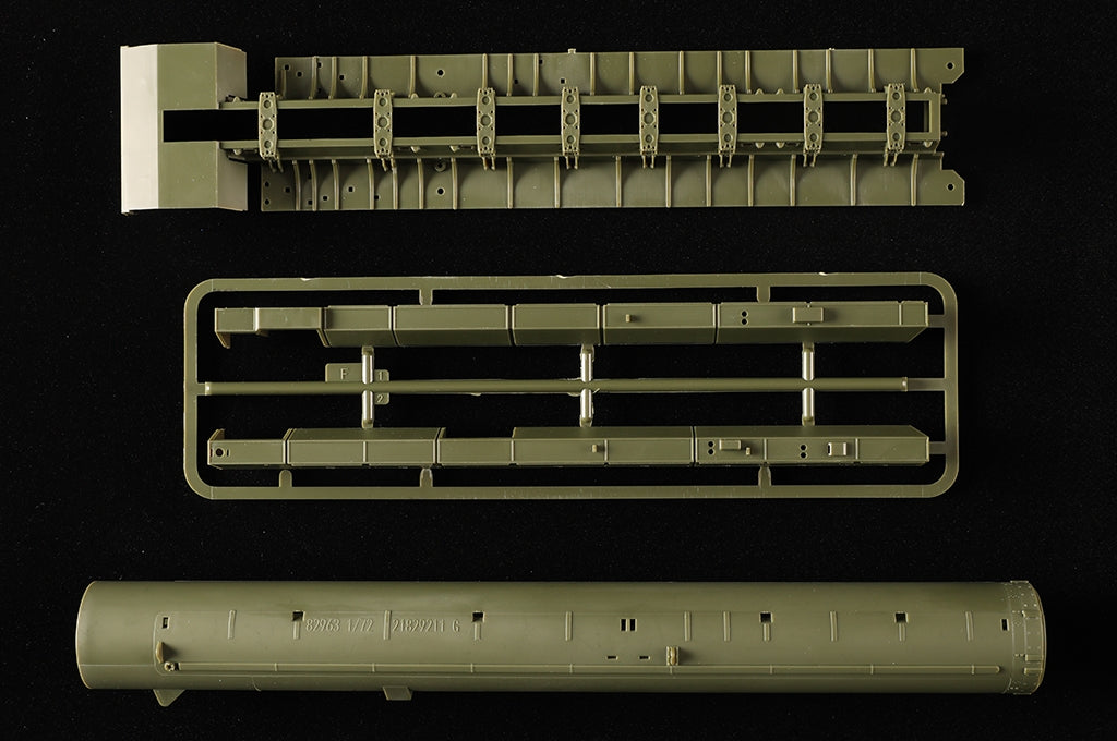 Hobby Boss 82964 DF-61 ICBM 1/72