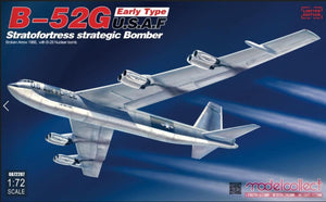 Modelcollect UA72207 B-52G bombardier stratégique stratofortress de type précoce de l&amp;#39;USAF Broken Arrow 1966, avec bombe nucléaire B-28 (1/72)