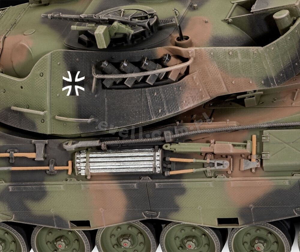 Revell 63320 Leopard 1A5 - model set 1/35 – zdjęcie 7