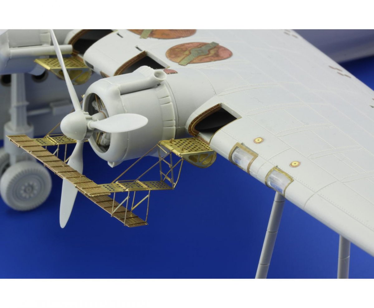 Eduard 72554 Sunderland Mk. et plateformes de maintenance 1/72 ITALERI – immagine 2