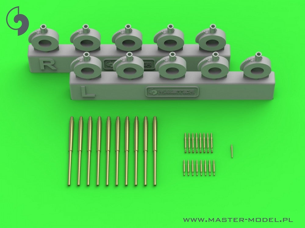 Master SM-350-119 HMS Naiad - canons d&amp;#39;armes - 5,25 pouces (10 pièces), 40 mm POM-POM (8 pièces), Vickers .50cal (8 pièces) et canon de salut Hotchkiss (pour modèle Trumpeter) 1/350